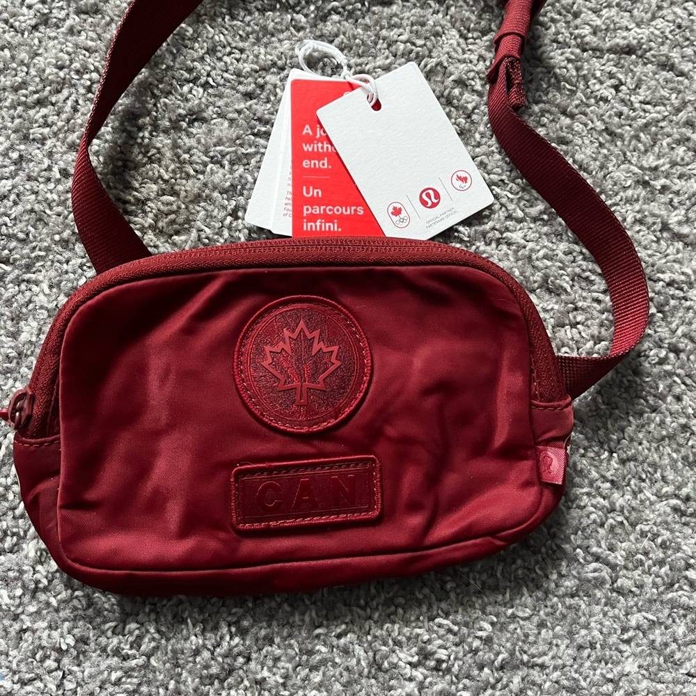 Lululemon future legacy mini belt bag team Canada purse fanny pack